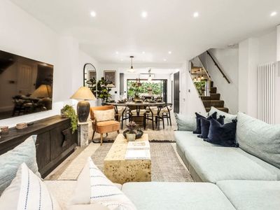 Stylish London Townhouse Retreat