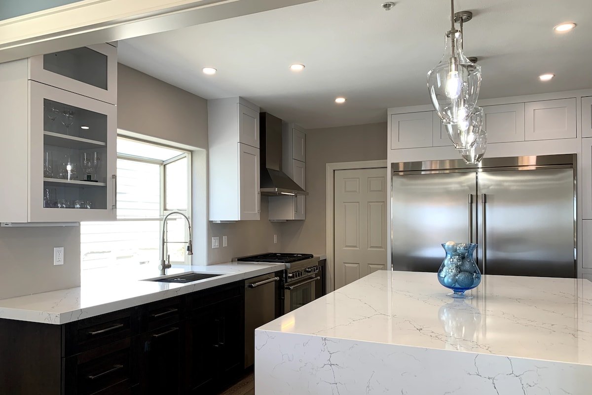 TreeTops OceanView Retreat_HotTub_Month/LongTermOk gallery image 4