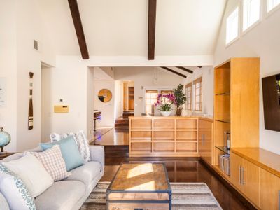 4B/4B Home: Ocean View, Sleeps 10, BBQ Grill