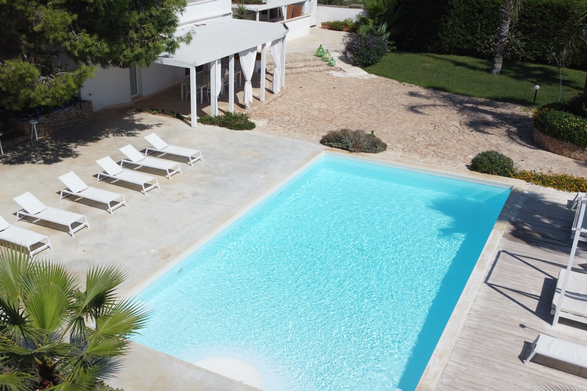 VILLA con piscina nel Salento Giardino TerraNostra