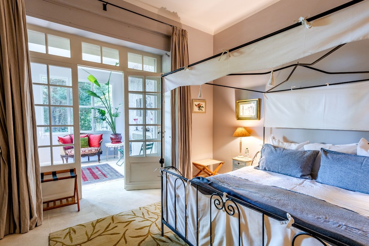 Fleurs de Provence gallery image 5