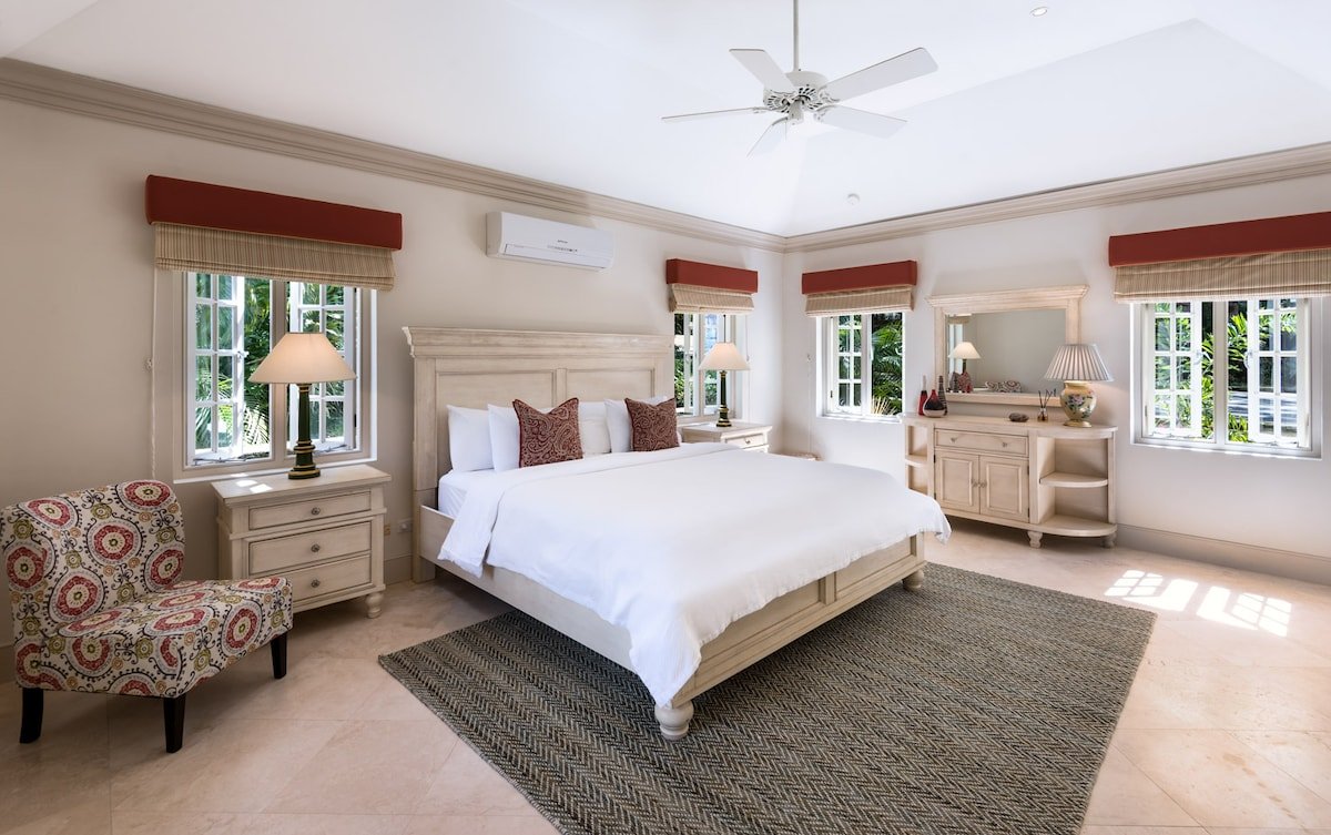 Porters Villa gallery image 2