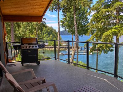 Wickham’s Wake – 3BR Oceanfront – pet friendly