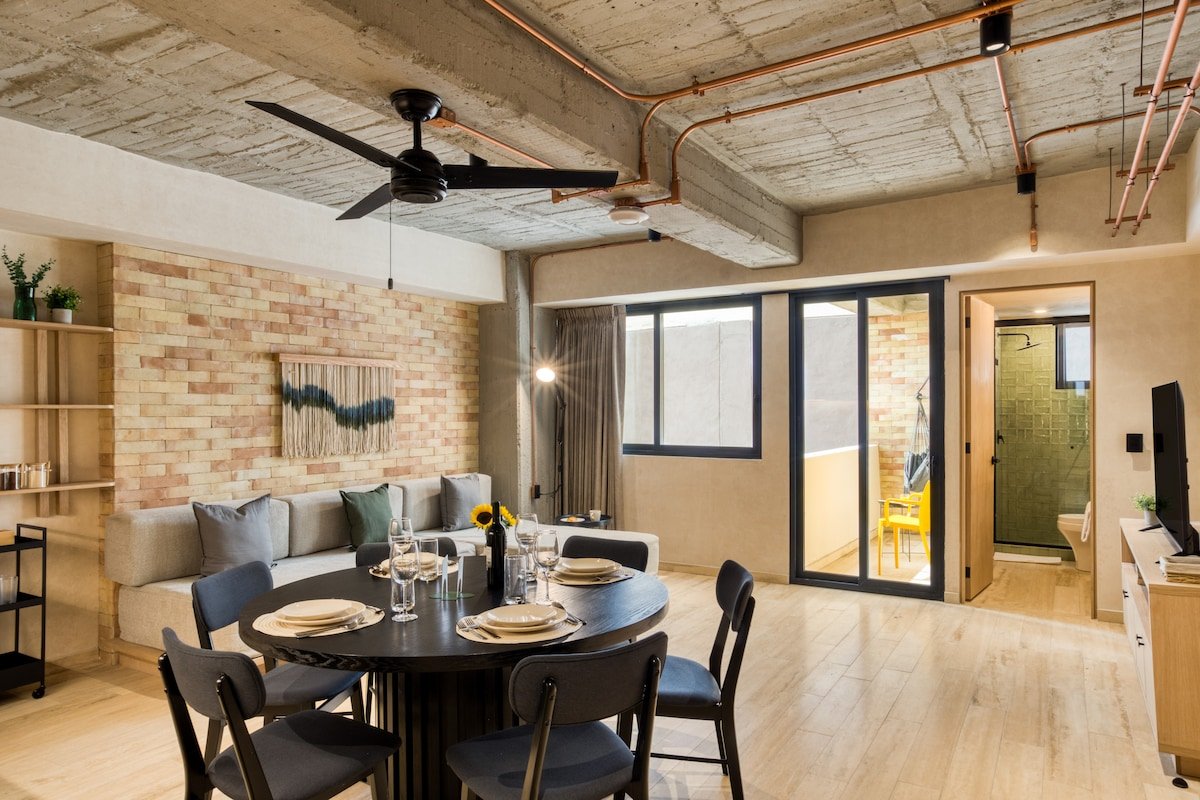 Caliza Roma | Premium Residence w/Balconies & SPA gallery image 4