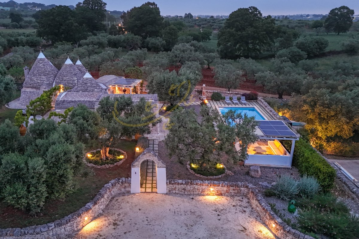 TD Trulli Locobello Stylish & Cozy Trulli w/ Pool