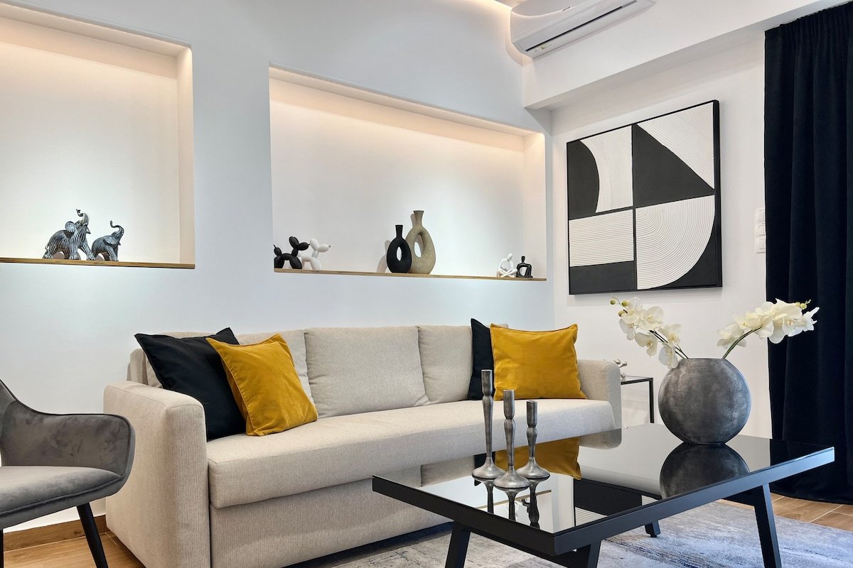 Acropolis Golden View Penthouse gallery image 4