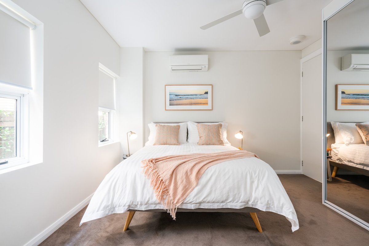 Stylish, Modern 4 bedroom Apartment in Bondi Beach gallery image 5