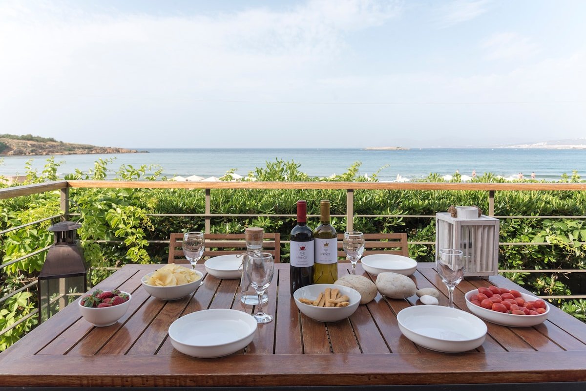 “Beachfront villa with pool by the sea ” 5 pers. gallery image 3