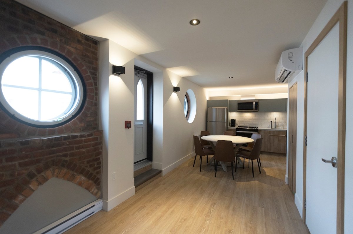 Le 31 McMahon | Grand Exclusive | Suite 2 Bedrooms gallery image 3