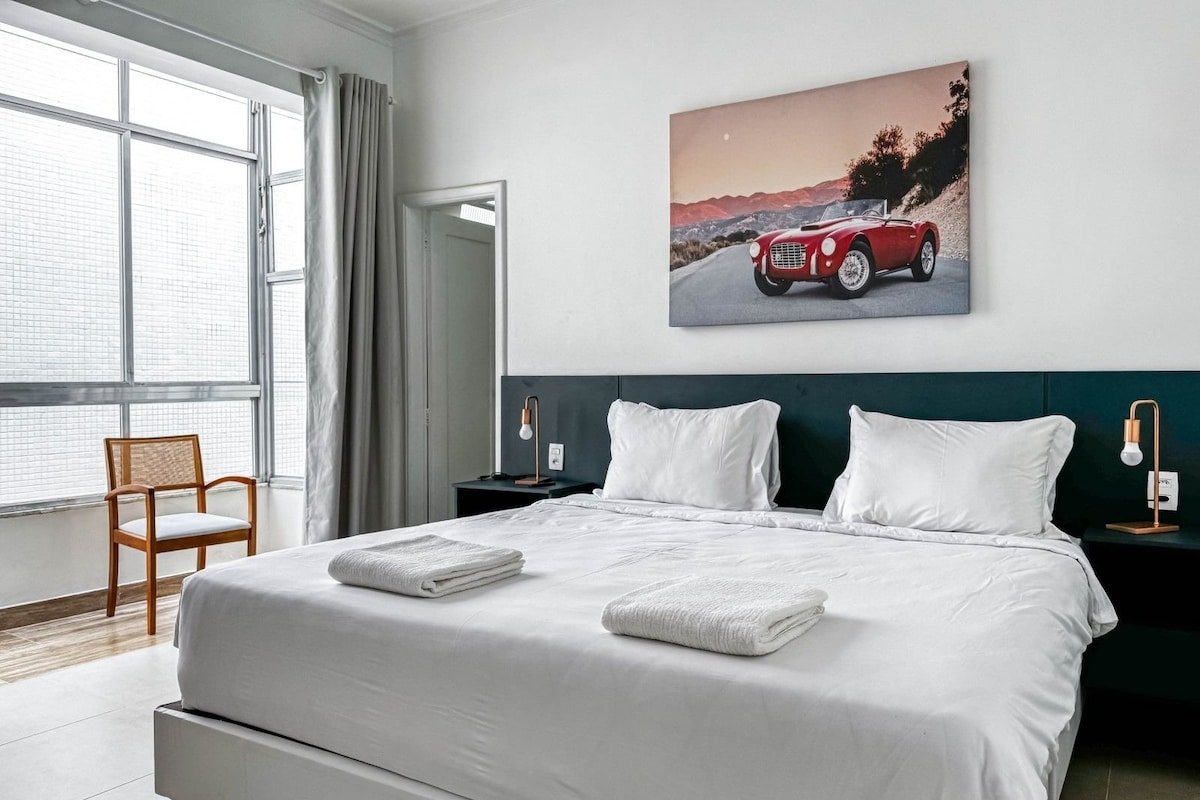 Amplo e moderno na praia de Copacabana gallery image 3