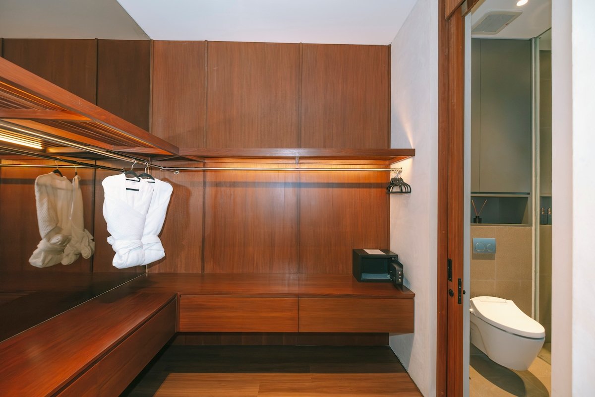 Akashi Residence: Pool Slide, Ice Bath, Gym, Chef gallery image 4