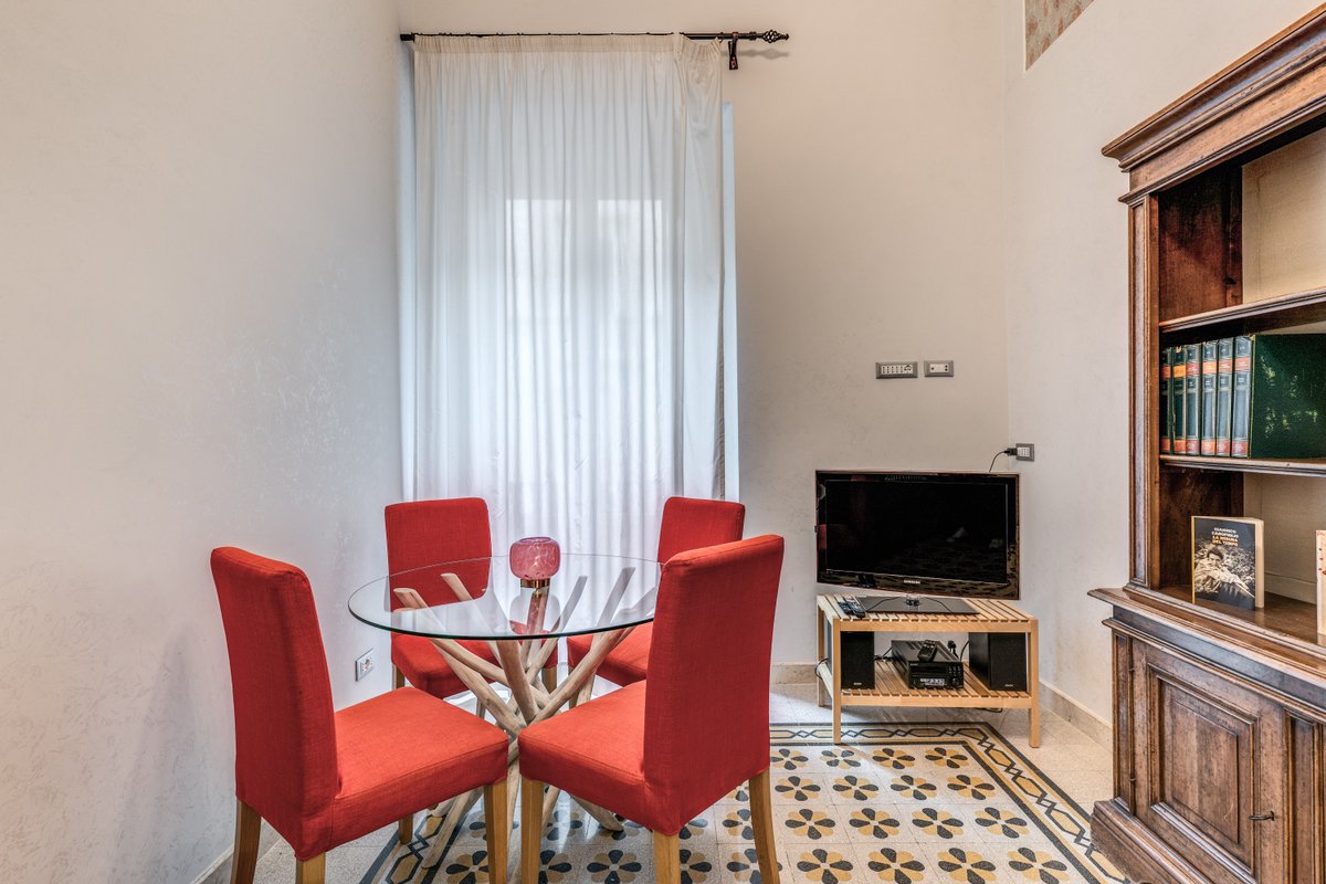 Montebello Apartment