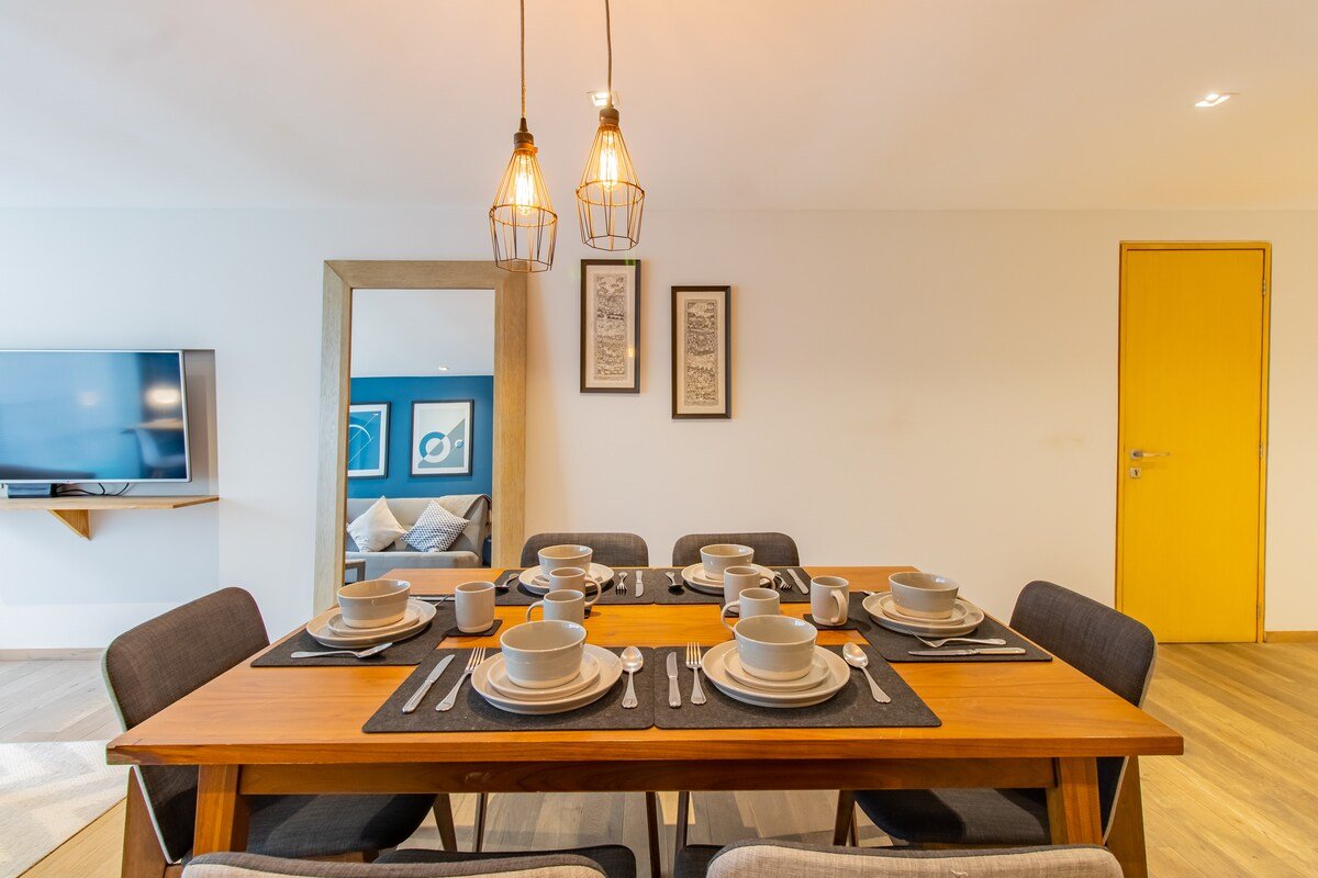 Capitalia | Metropolitan Charm gallery image 3