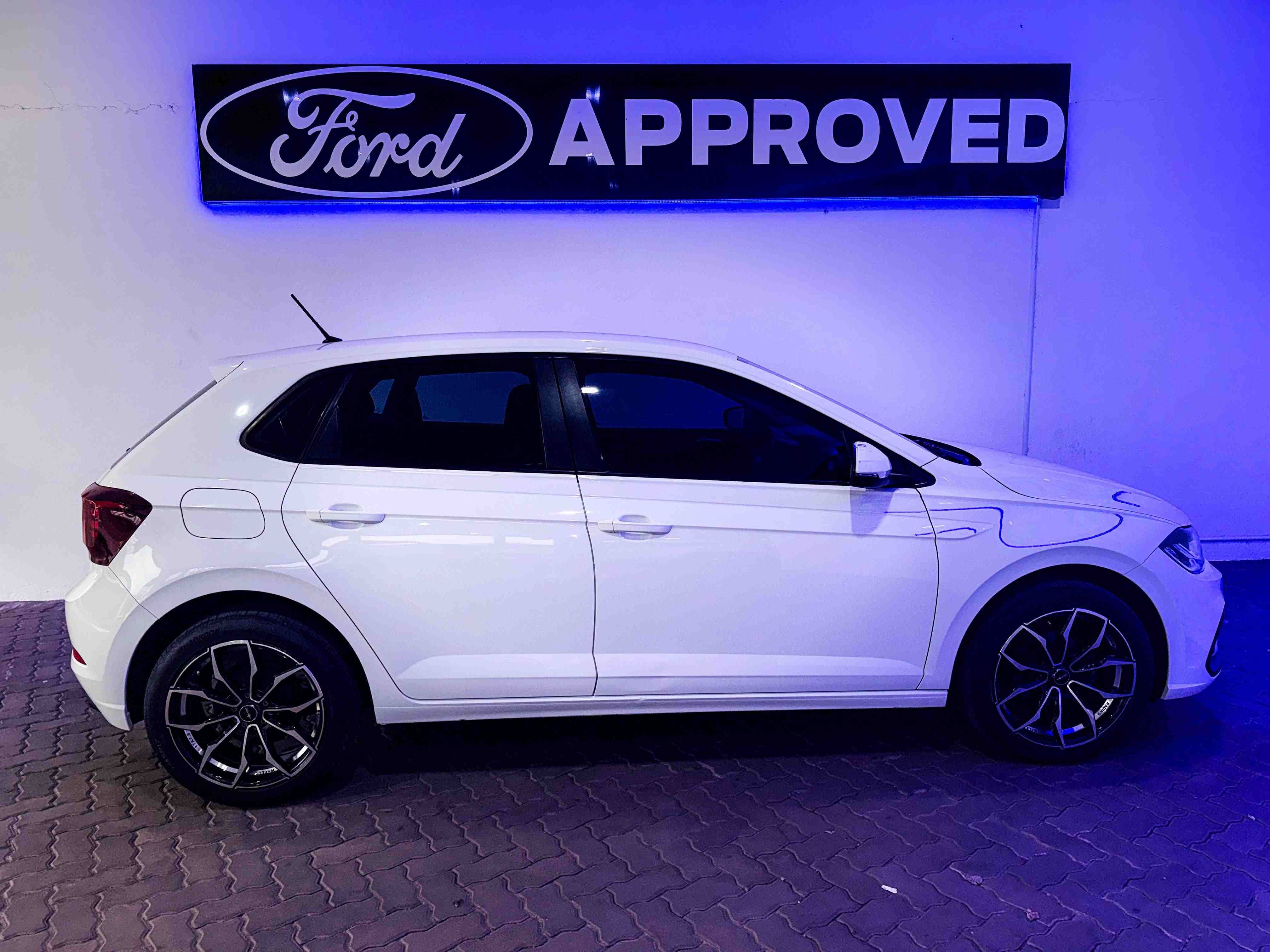 Used car gallery