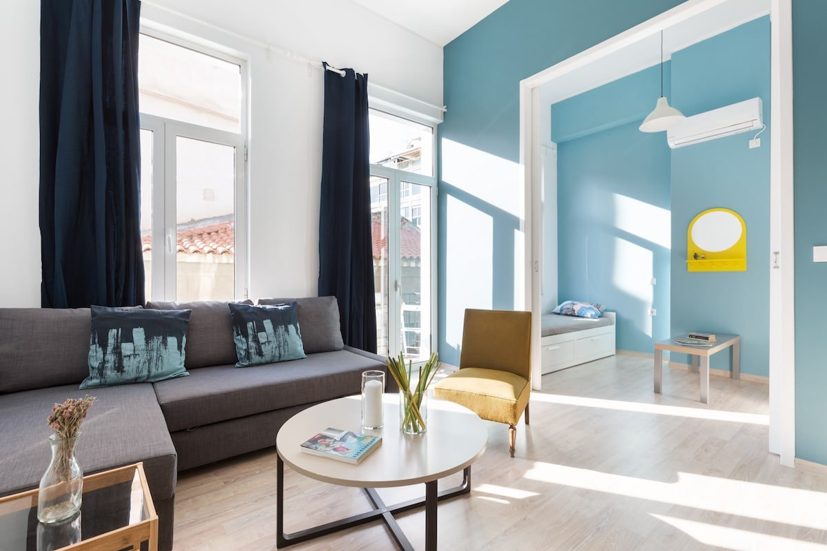 DOWNTOWN DESIGNER LOFT 2 – ACROPOLIS VIEW ROOFTOP gallery image 2