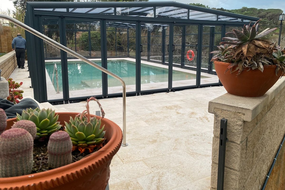 4 P Finca con piscina climatizada, jacuzzi gallery image 2