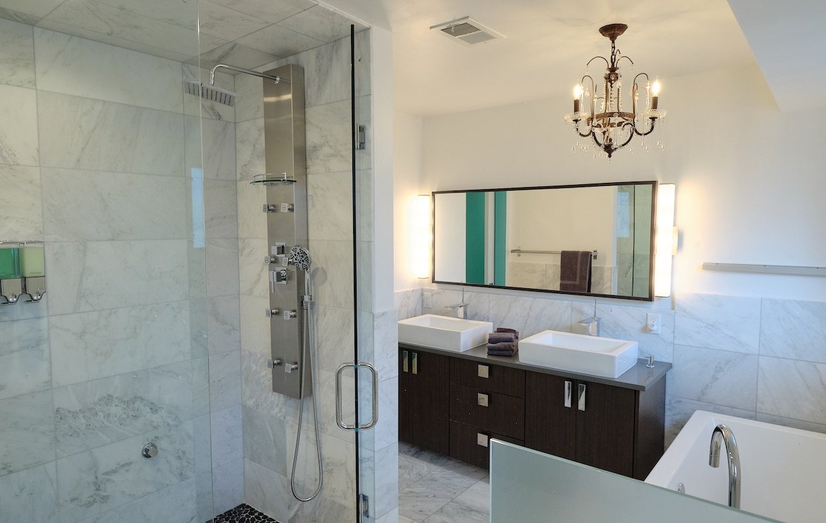 Denver LoHi Local Clean & Modern Walkable gallery image 4