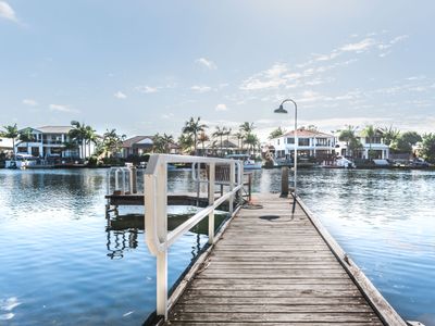 Family Friendly Waterfront House overlooking River