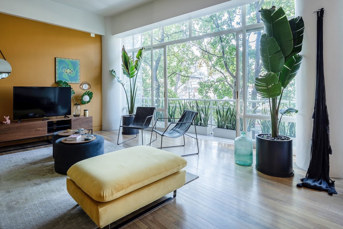 Deluxe Polanco next to Lincoln Park gallery image 2