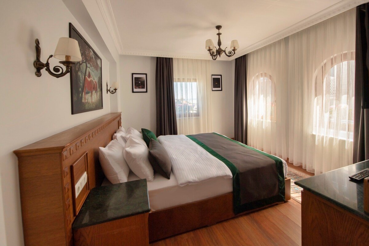 Deluxe 3 Bedrooms Connected Apartment with Balcony gallery image 5