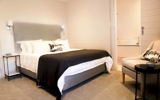 Photo 3 of Condo Carolina accommodation in Camps Bay, Cape Town with 3 bedrooms and 3 bathrooms