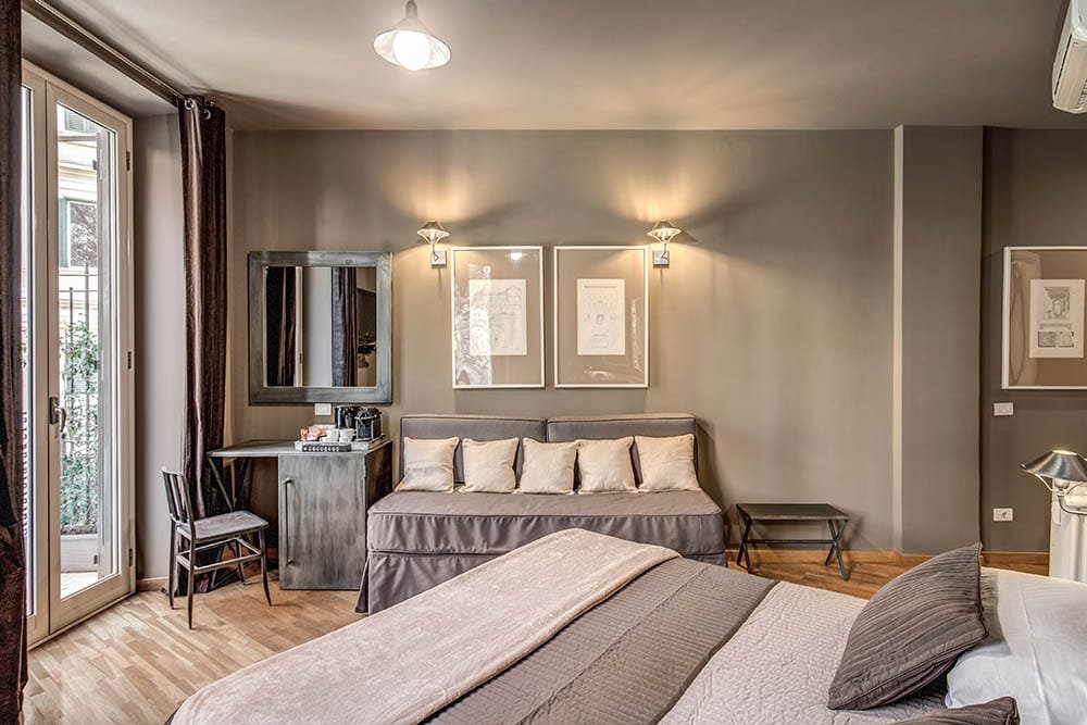 Luxury rooms down town gallery image 2