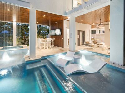 #1 Rooftop Deck w/ Gulf Views – Steps to Beach