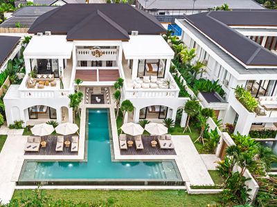 Lizok: Family 5BR Villa w/Infinity Pool, Gym & Spa