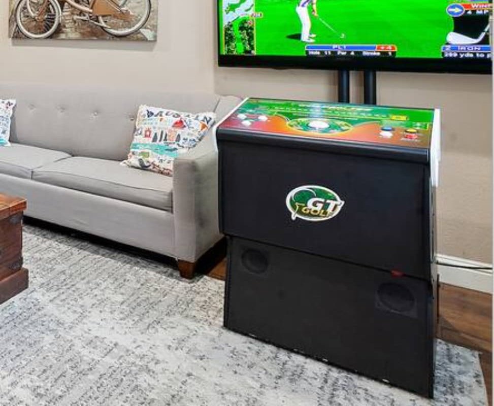 LUX Hot Tub + Chiller Near DT | Games | Sleeps 18 gallery image 5