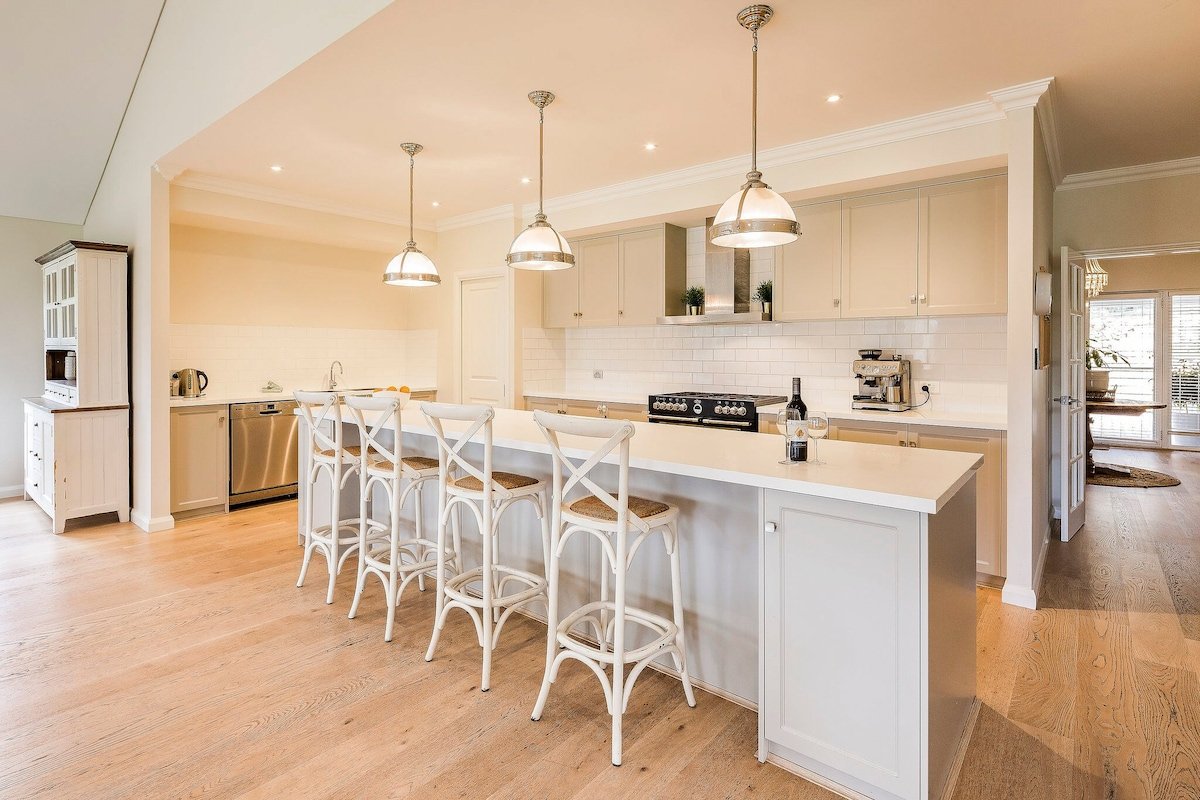 Heartbeat Retreat – Luxury Estate with Gym & Sauna gallery image 4