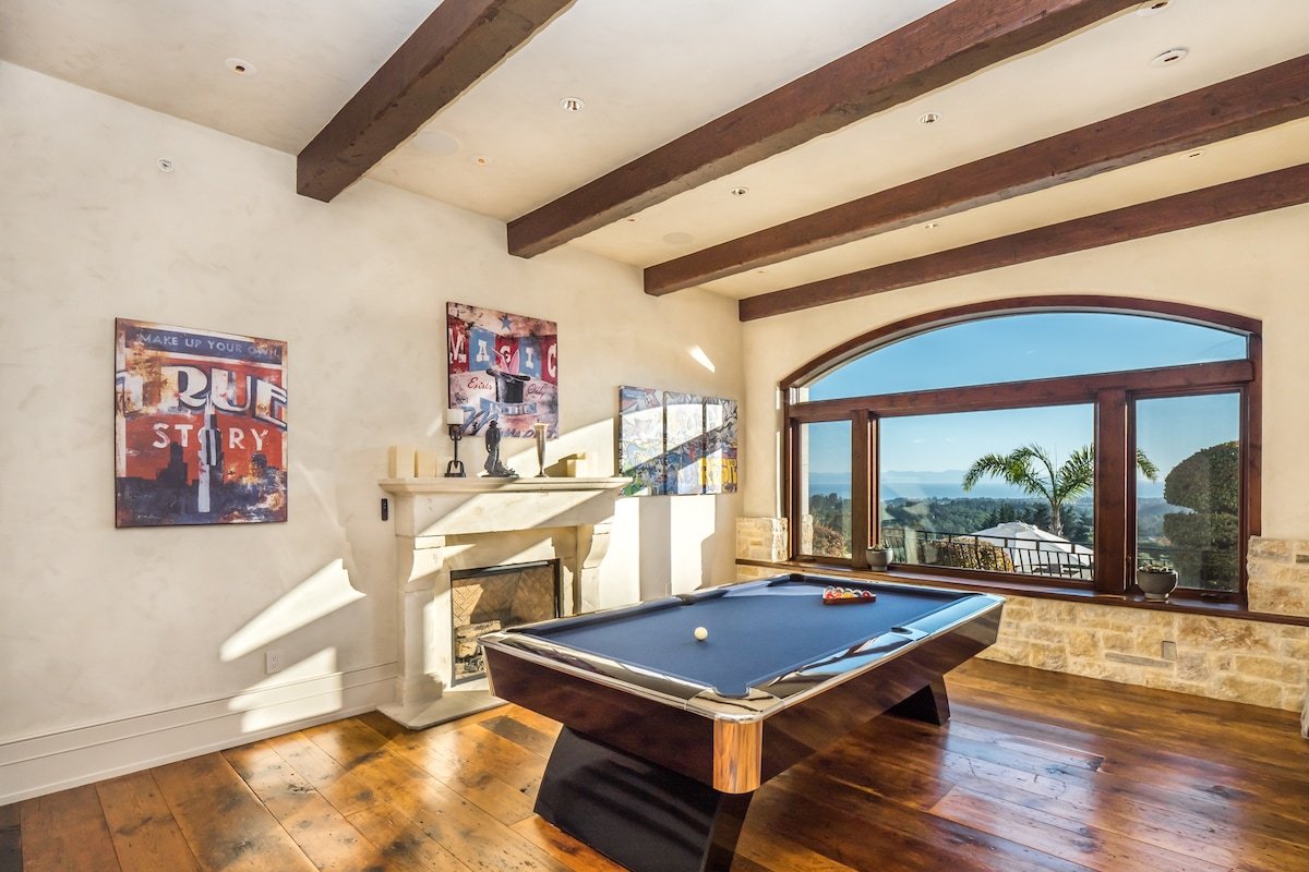 Soquel Villa | infinity pool, spa & movie theater gallery image 4