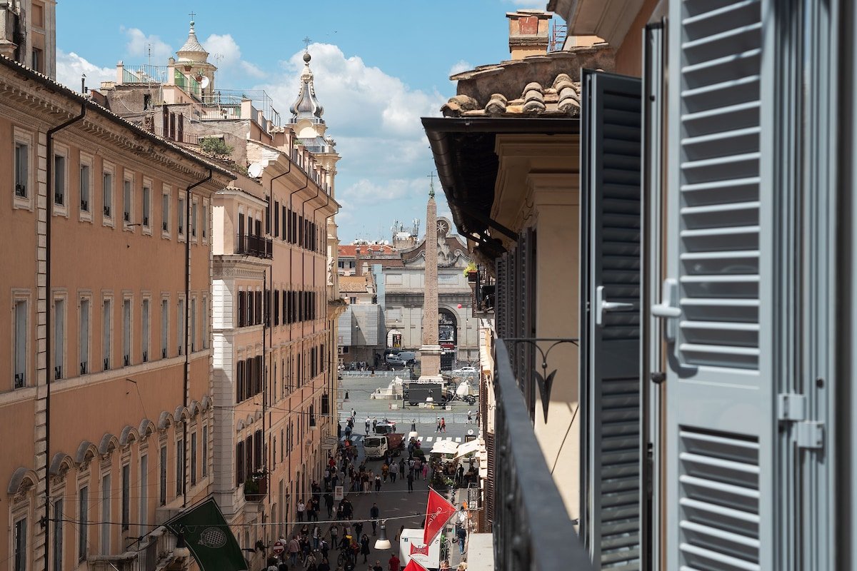 Luxury 2 beds/3 baths on Via del Corso! gallery image 3
