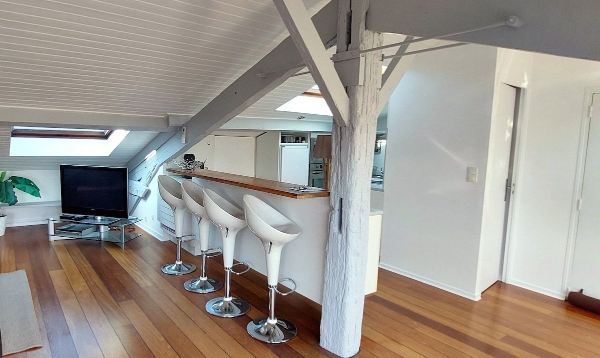 Apartment-City-Ensuite with Shower-Terrace gallery image 4