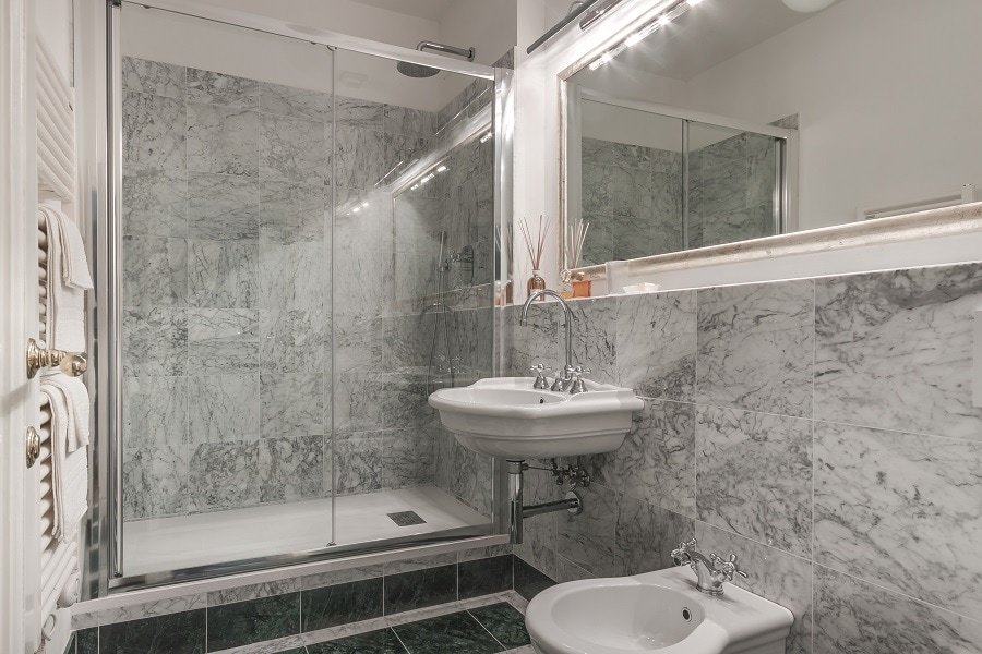 BEAUTIFUL AND ELEGANT APARTMENT gallery image 4